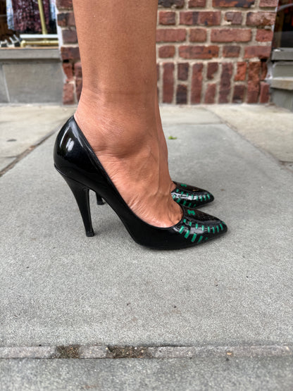 CHANEL Black Patent Leather Pumps with Green Leather Corset Lacing — Authentic | EU 38.5 / US 7.5