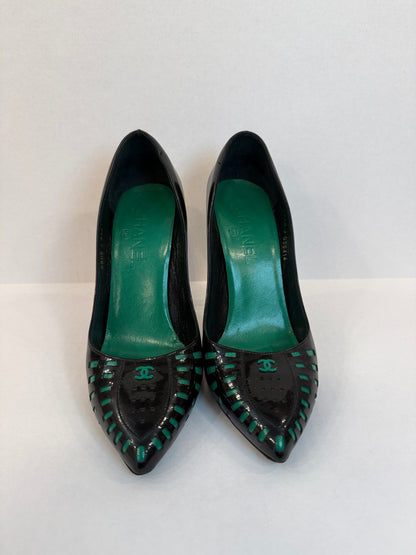 CHANEL Black Patent Leather Pumps with Green Leather Corset Lacing — Authentic | EU 38.5 / US 7.5