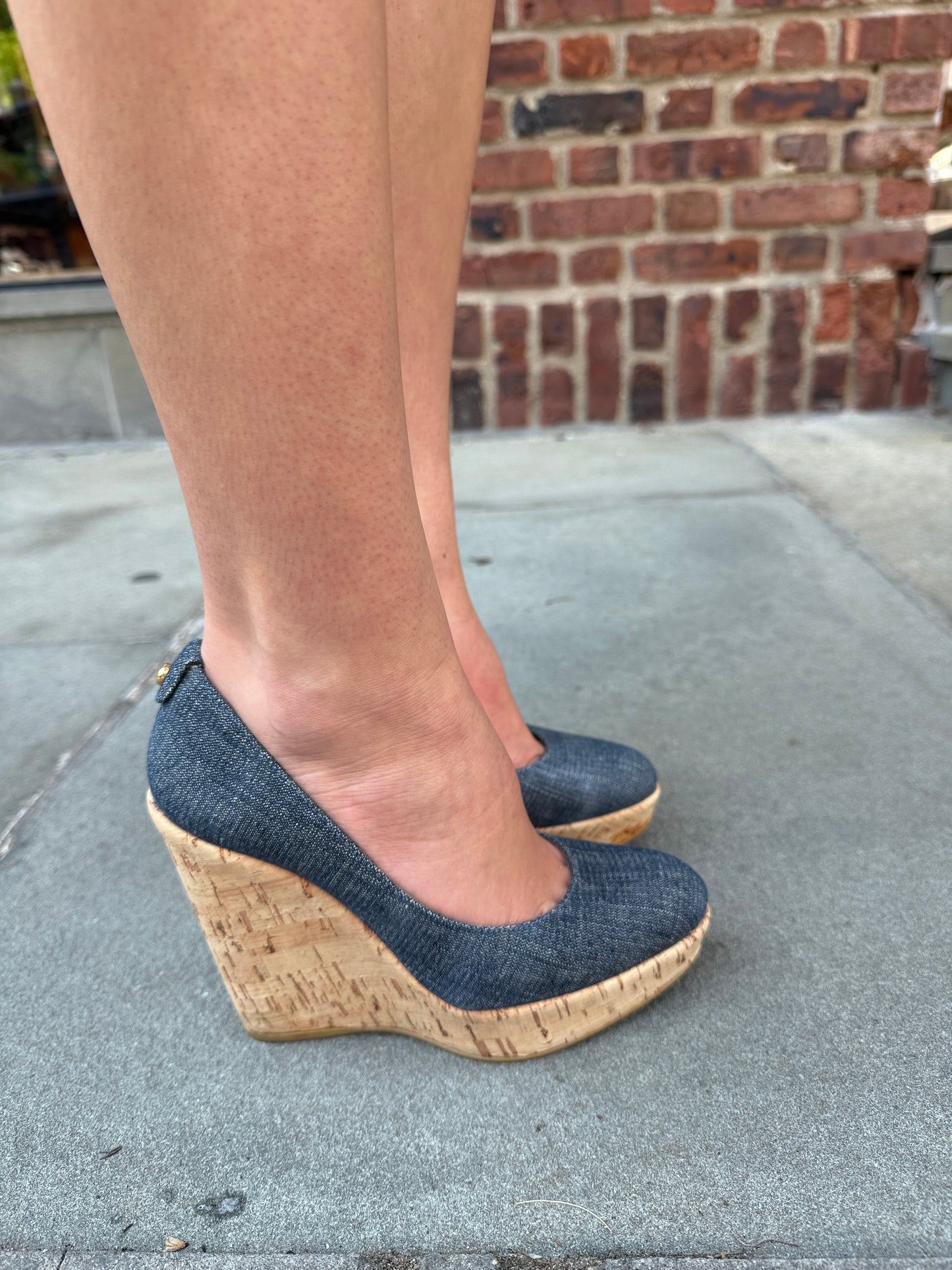 STUART WEITZMAN Corkswoon Navy Denim / US5