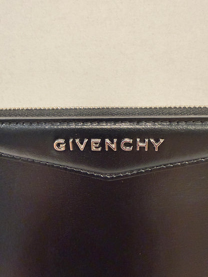 GIVENCHY NWT Antigona Pouch Large in Black Leather — Authentic Pre-Owned | Clutch