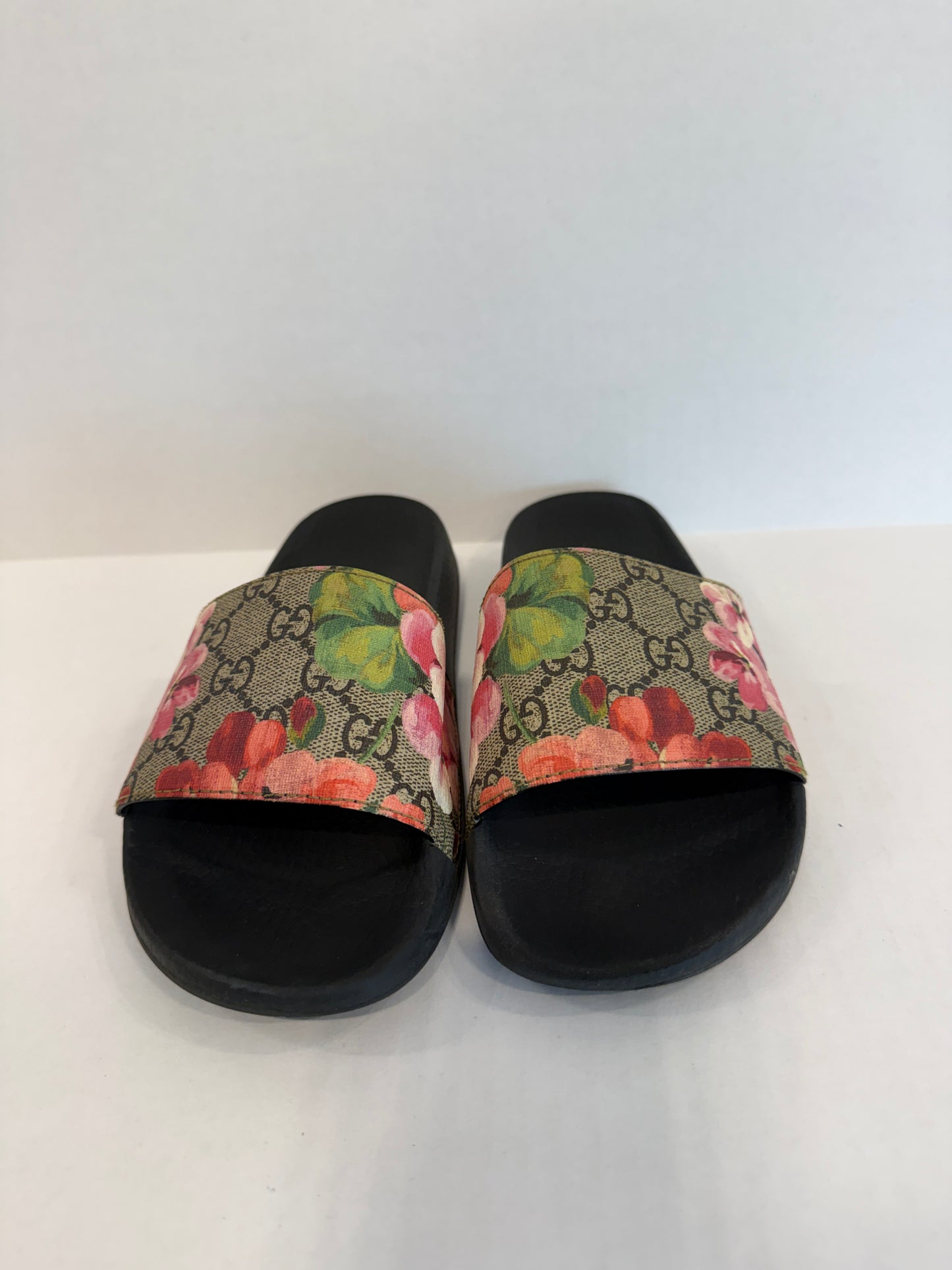 GUCCI GG Supreme Blooms Floral Slide Sandals — Authentic Pre-Owned | EU36 / US6