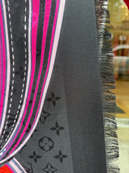 LOUIS VUITTON Hypnotic Monogram Shawl in Fuchsia/Multi — New With Tags | OS
