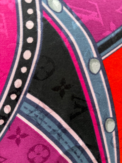 LOUIS VUITTON Hypnotic Monogram Shawl in Fuchsia/Multi — New With Tags | OS
