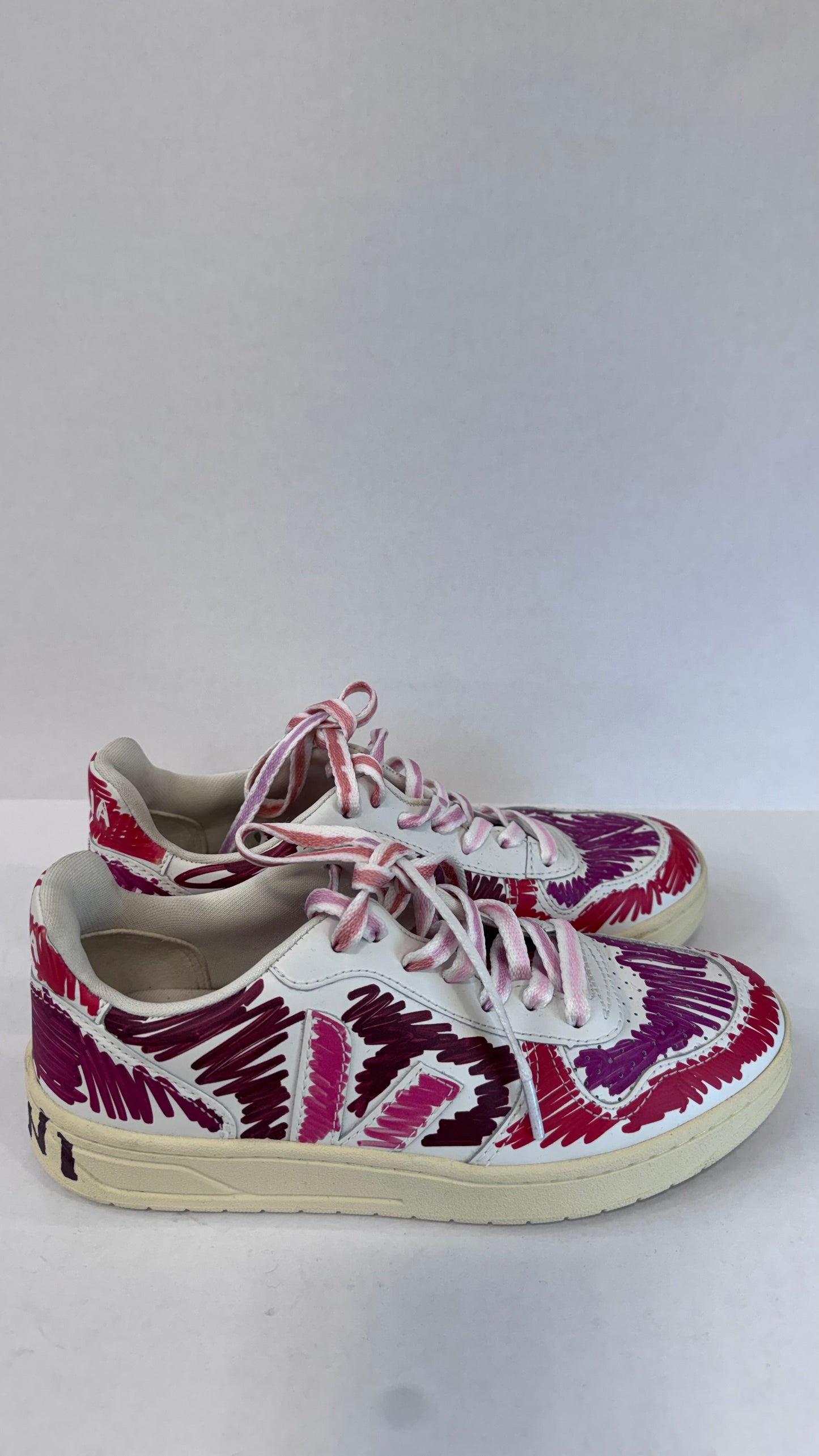VEJA & MARNI V-10 Scribble Leather Sneaker in Pink & Purple — Excellent | EU36 / US6