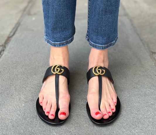 GUCCI  GG Marmont Double G Thong Sandals in Black Leather — Authentic Pre-Owned | US8.5-EU39
