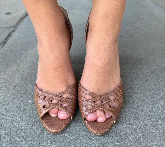 JIMMY CHOO Snakeskin Peep-toe Pump / US7-EU37.5