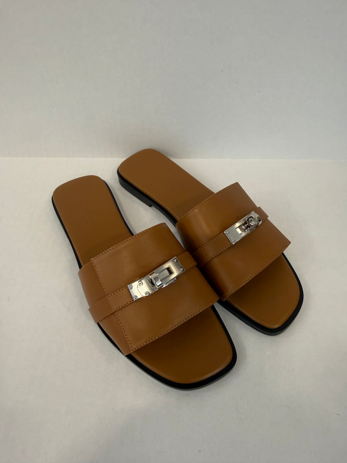 HERMES Leather Flat Sandals/ US 6.5-EU36.5
