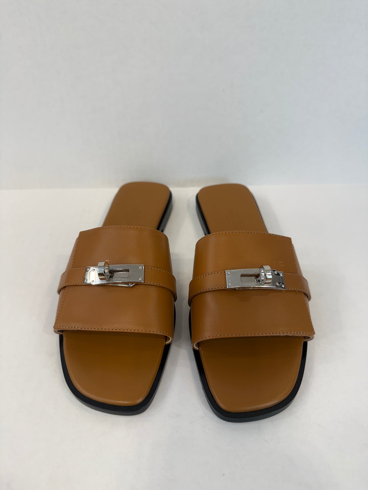 HERMES Leather Flat Sandals/ US 6.5-EU36.5