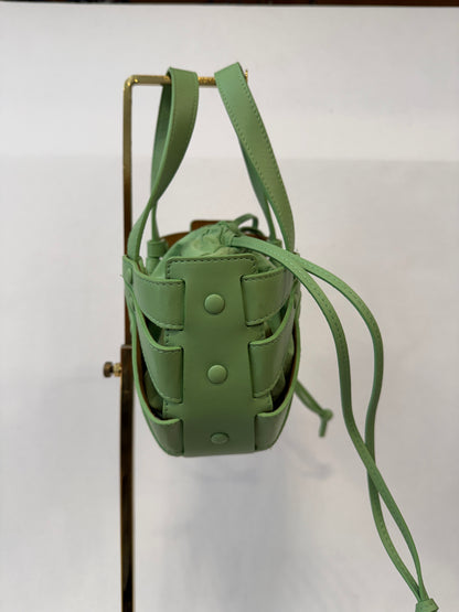 BOTTEGA VENETA NWT Shell Small Leather Hand Bag