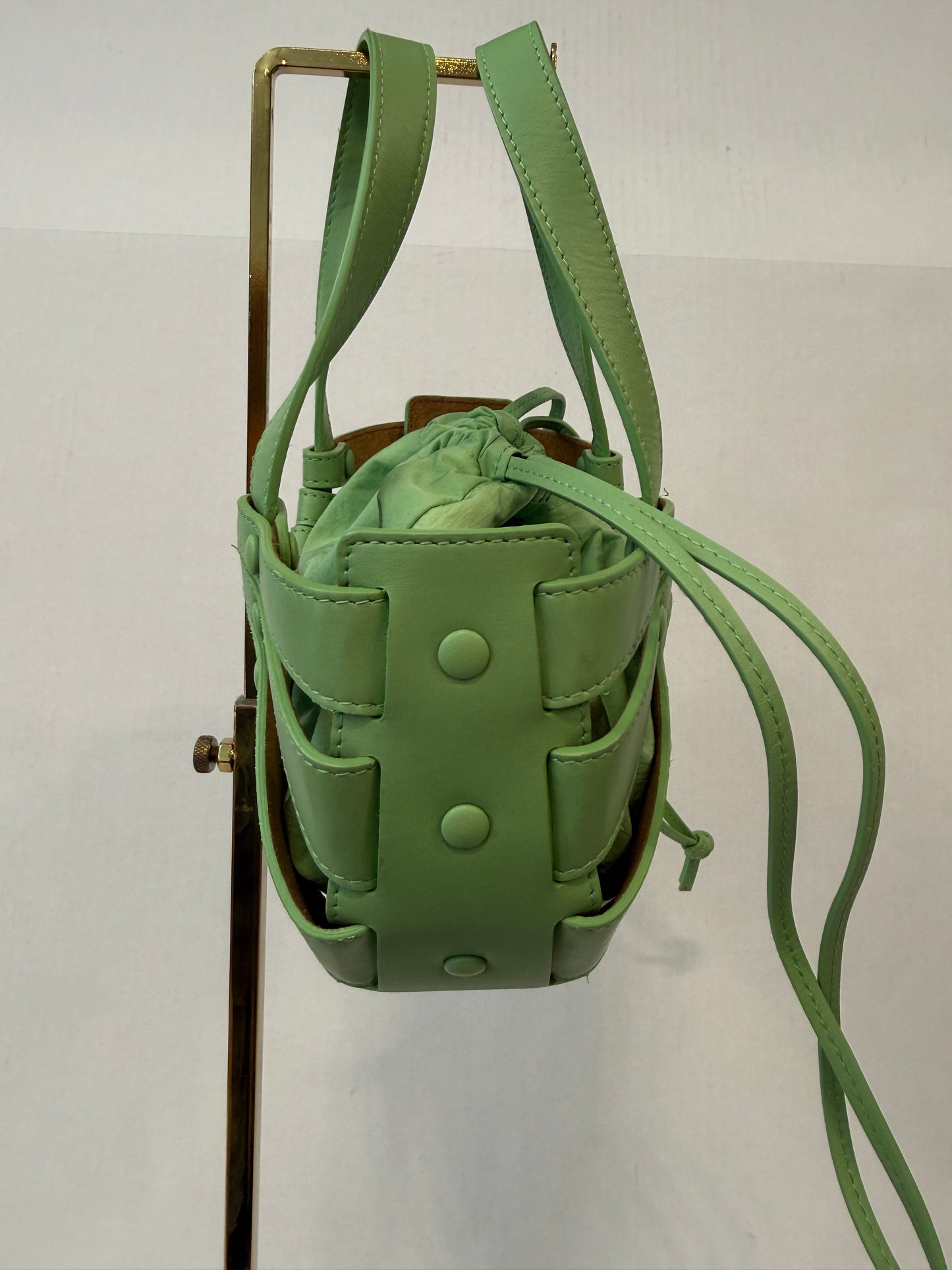 BOTTEGA VENETA NWT Shell Small Leather Hand Bag