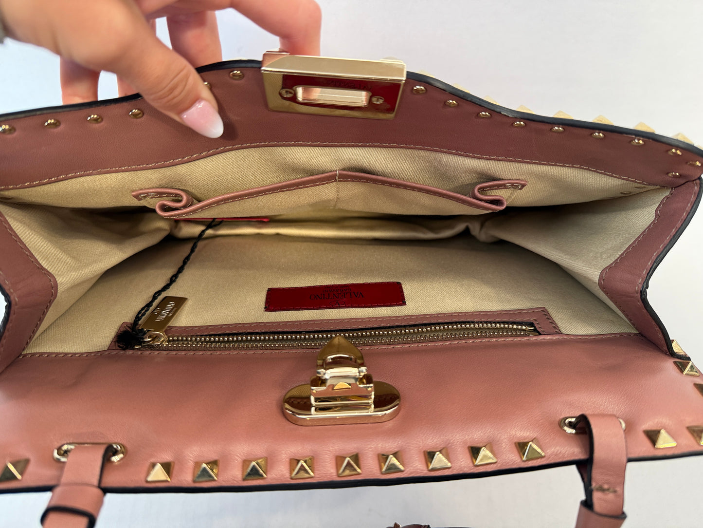 VALENTINO GARAVANI NWT Brown Nappa Leather Rockstud Shoulder Bag