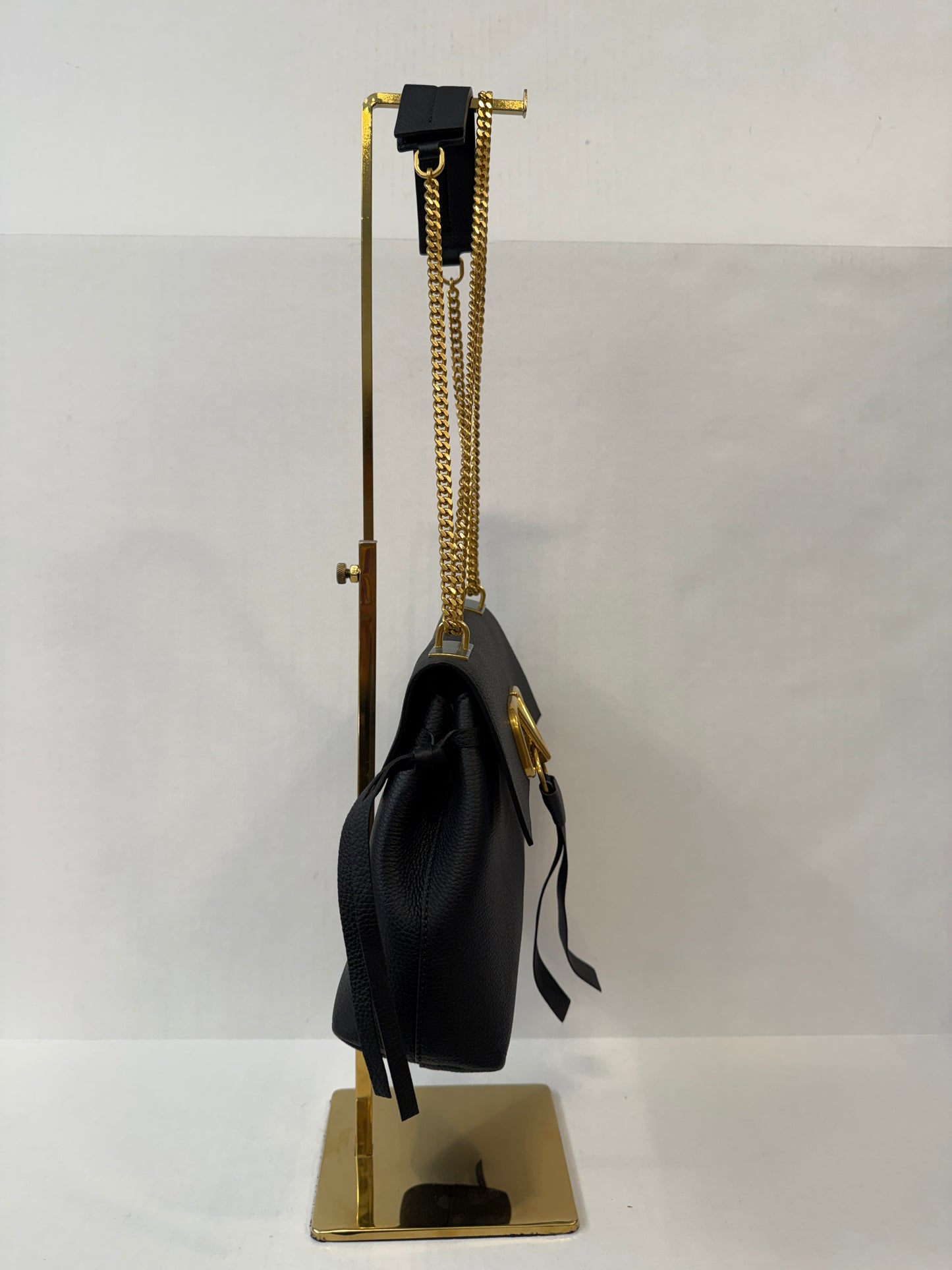 VALENTINO GARAVANI NWT V-Ring Leather Medium Shoulder Bag