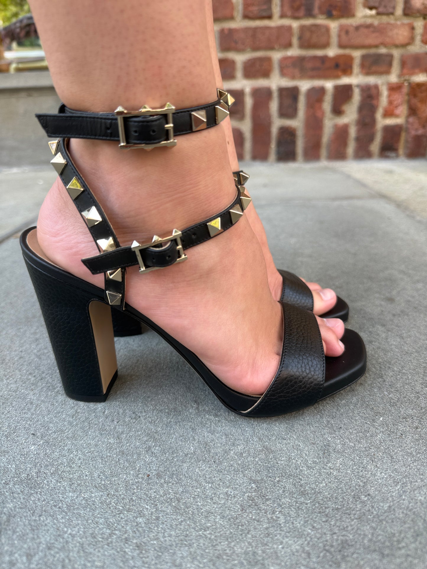 VALENTINO Rockstud Block Heel Sandals / 6.5-EU36.5