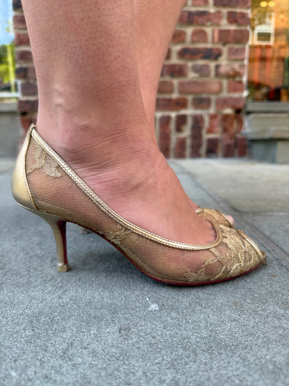 CHRISTIAN LOUBOUTIN Gold Mesh Heels Sandals/EU35-US5