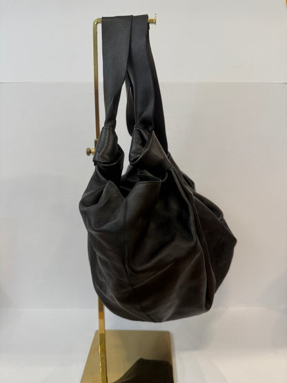 THE ROW Scot Hobo Bag in Black — Very Good | Smooth Nappa Leather