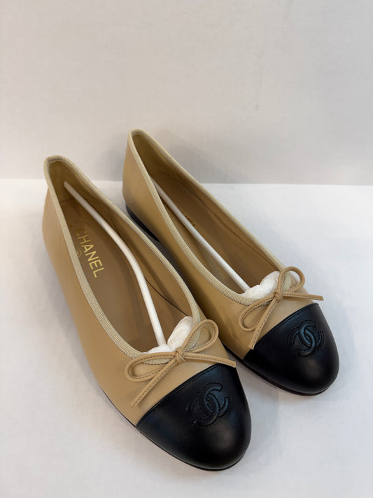 CHANEL Ballet Flat Lamb Skin size US 9.5 / Eur 39.5