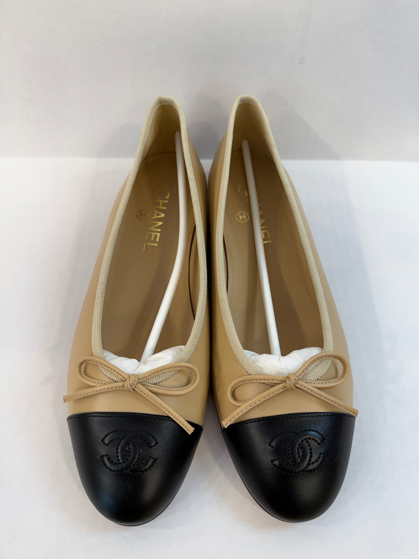 CHANEL Ballet Flat Lamb Skin size US 9.5 / Eur 39.5