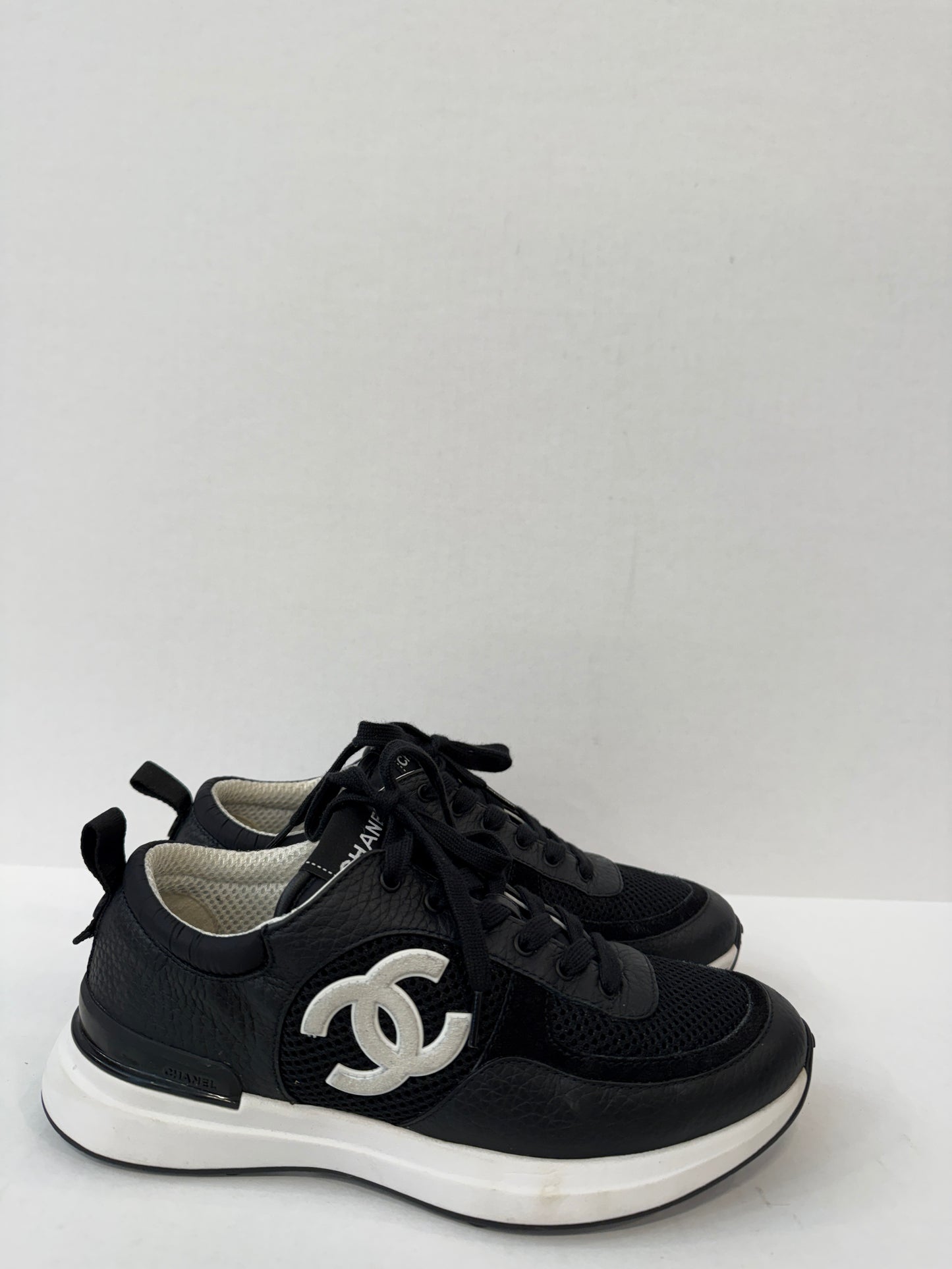 CHANEL Leather & Suede Sneakers/ US6.5-EU37
