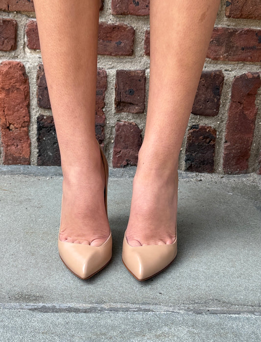 LOUBOUTIN NWT Corneille HHeels Pumps/US6-EU36