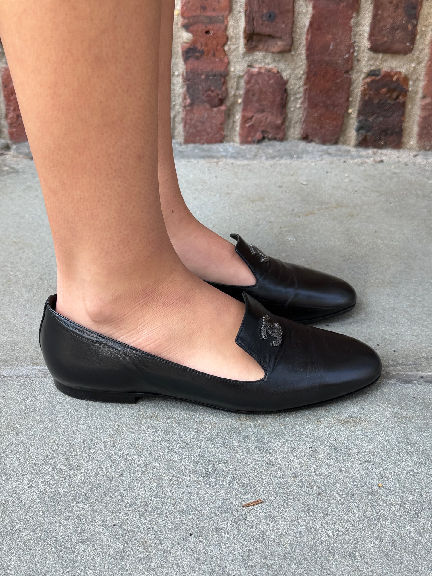 CHANEL  Leather Loafers/ US6.5-EU37