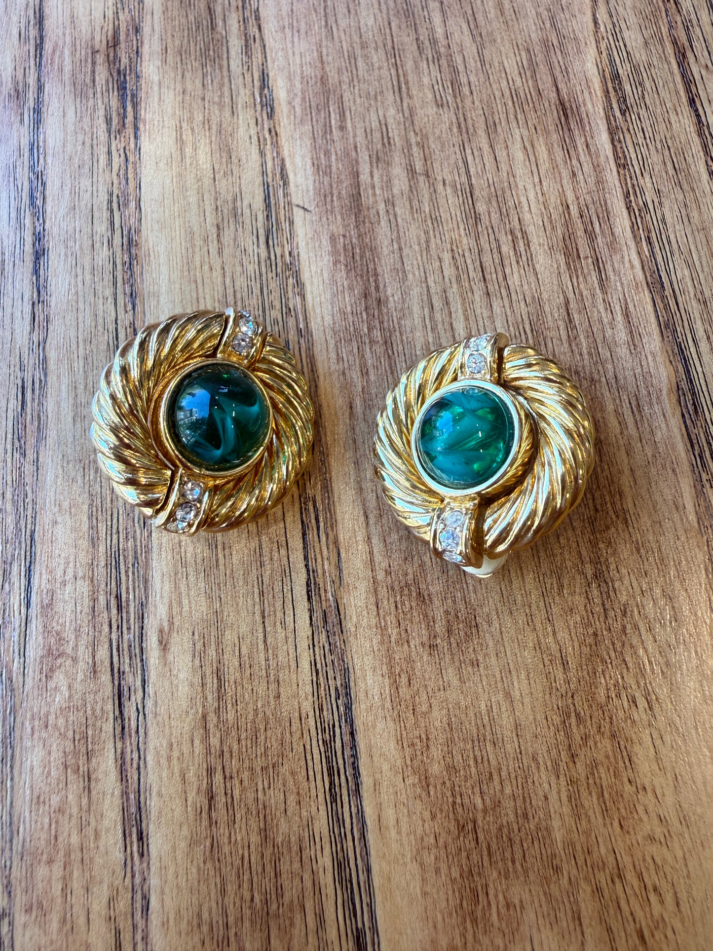 GIVENCHY Vintage Gold Crystal&Green Clip Earrings