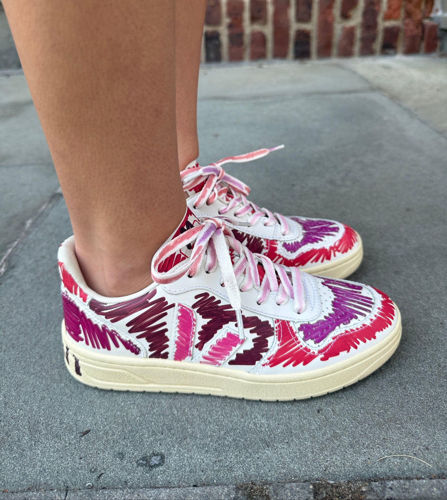VEJA & MARNI V-10 Scribble Leather Sneaker in Pink & Purple — Excellent | EU36 / US6