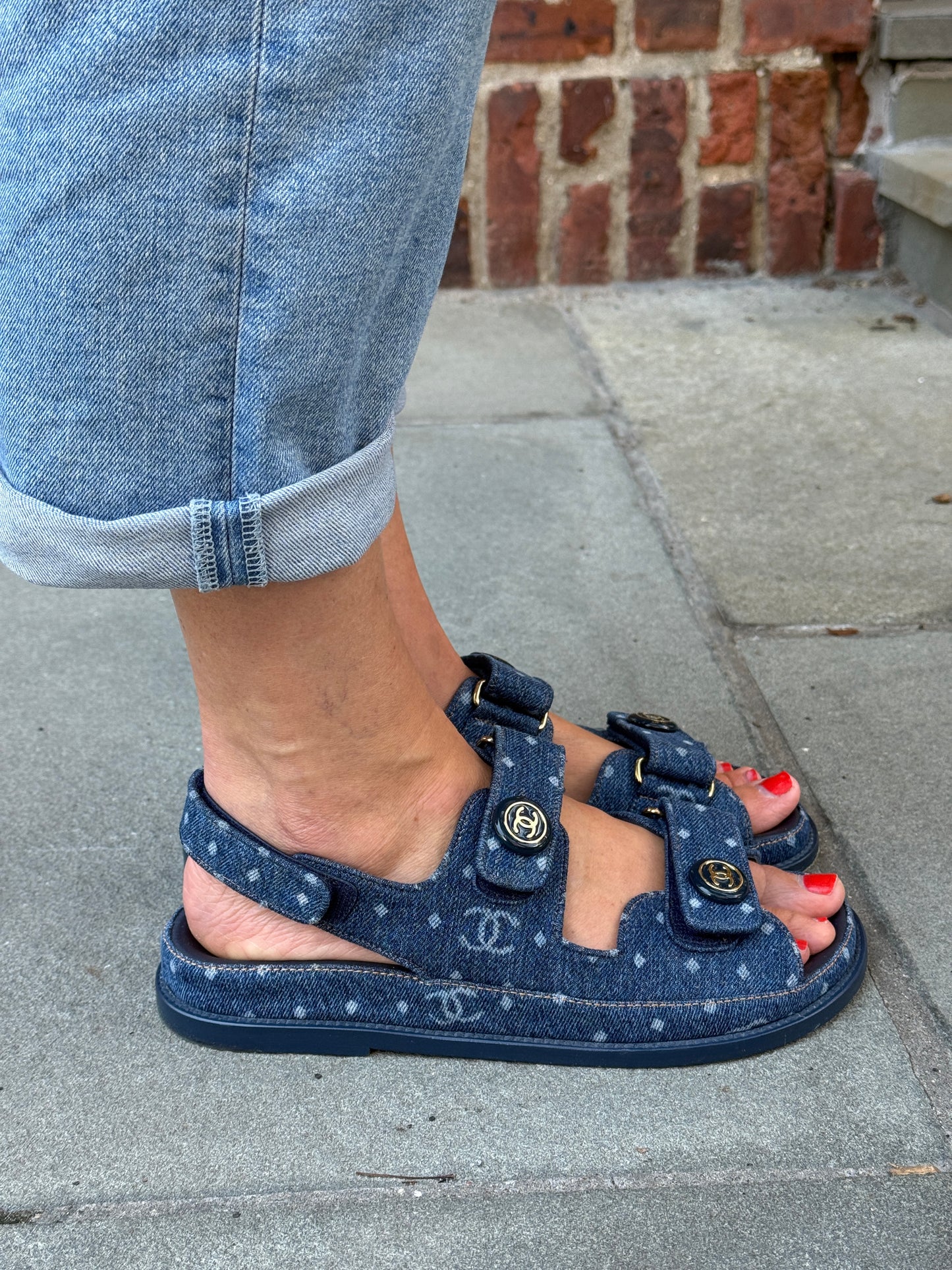 CHANEL 23P Printed Denim CC Dad Sandals / US7.5-EU38.5