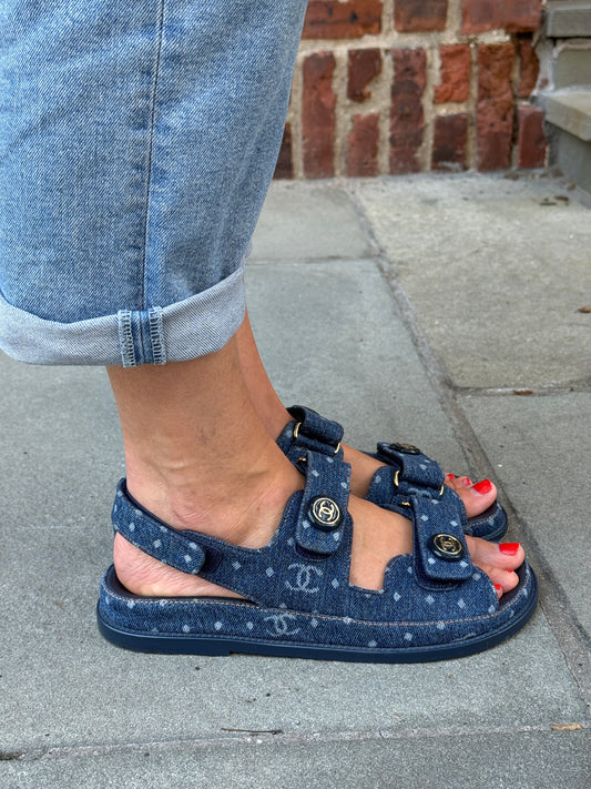 CHANEL 23P Printed Denim CC Dad Sandals / US7.5-EU38.5