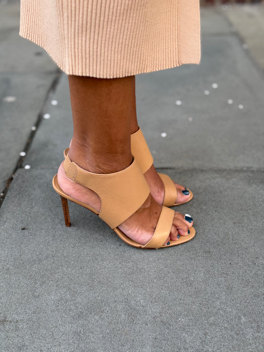 MANOLO BLAHNIK Loyal High Heel Sandals / US8-EU39