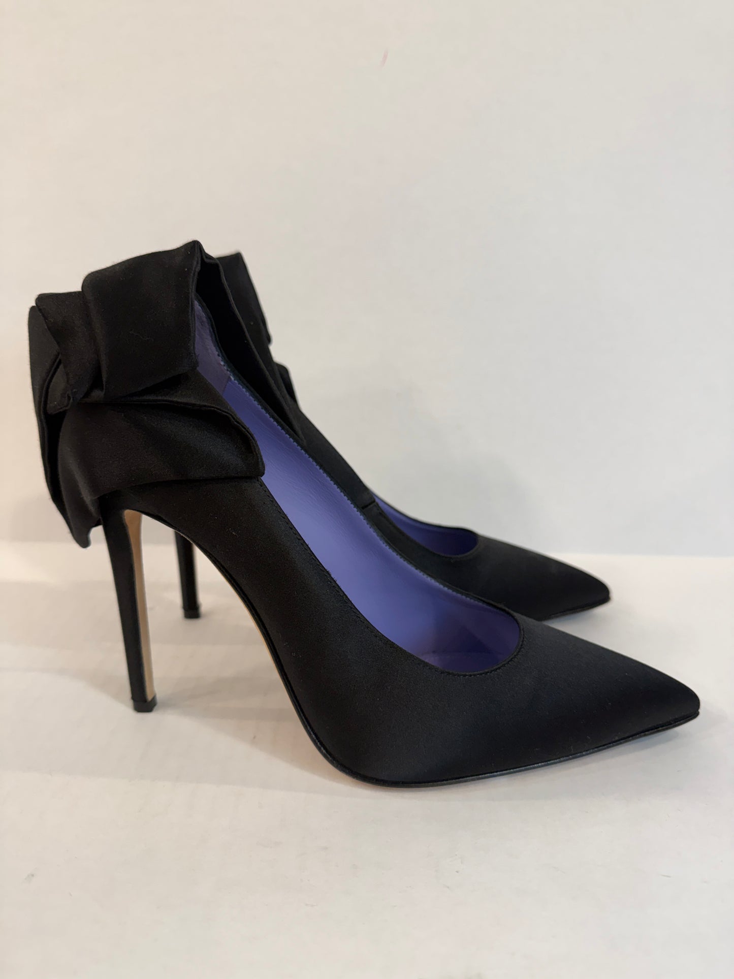 VICTORIA BECKAM Satin HHeels Pumps with Bow/US8.5-EU39