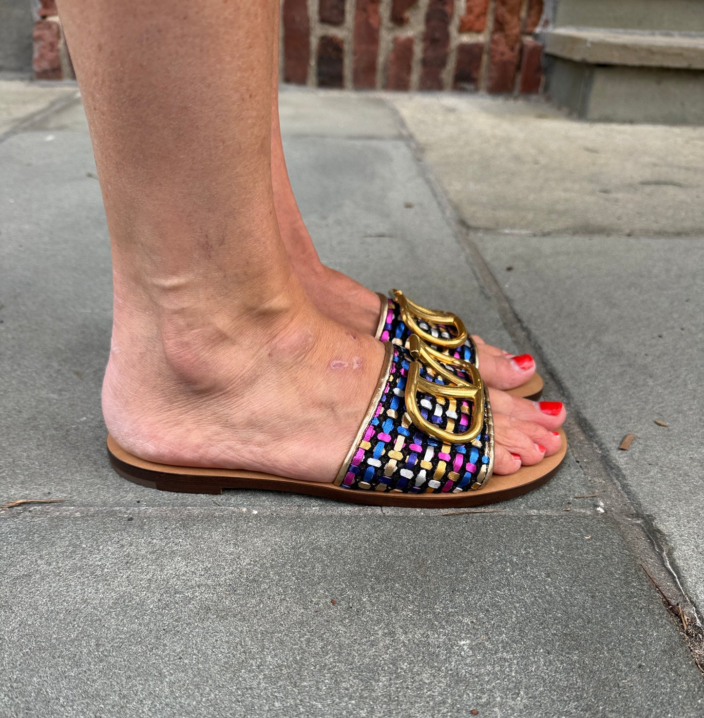 VALENTINO GARAVANI NWT Leather  VLogo Woven  Metallic Slides Sandals/US7.5-EU38