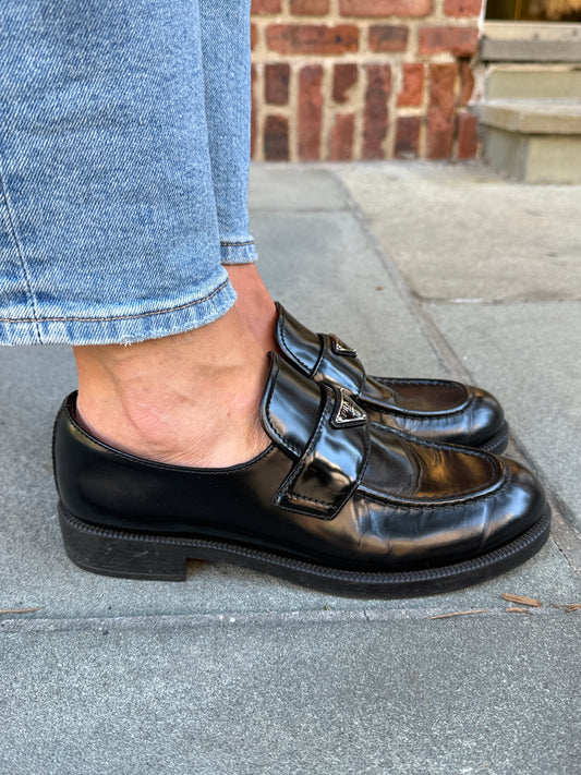 PRADA Loafers / US8-EU39