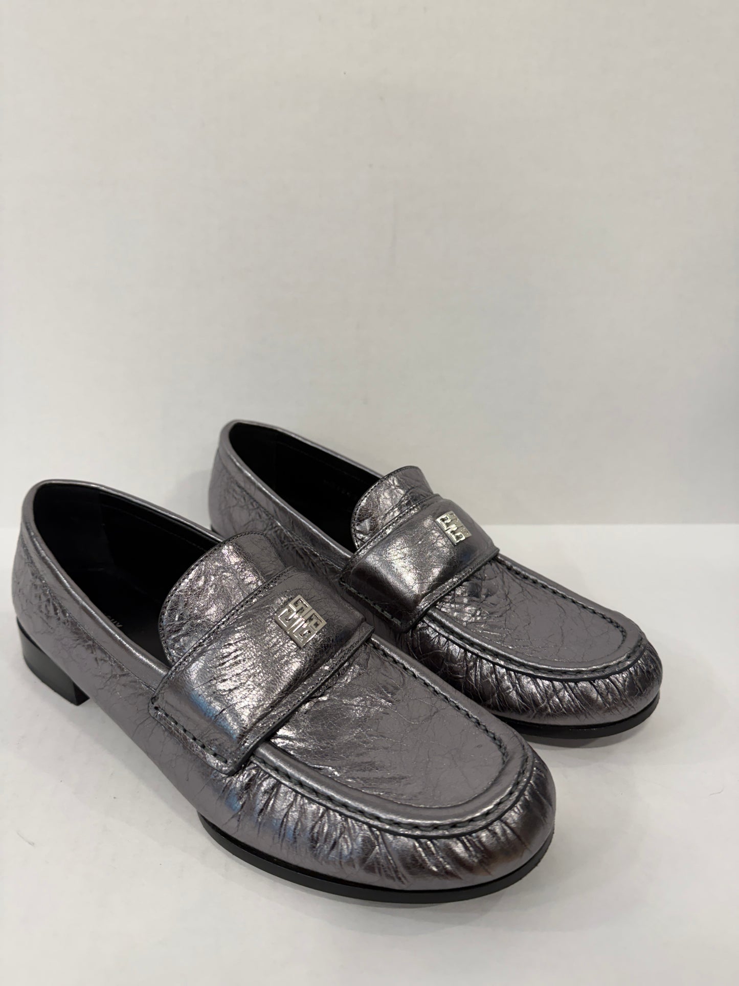 GIVENCHY Lamb  Leather $G Medaillon Loafers/US8.5-EU39