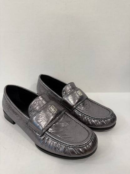 GIVENCHY Lamb  Leather $G Medaillon Loafers/US8.5-EU39