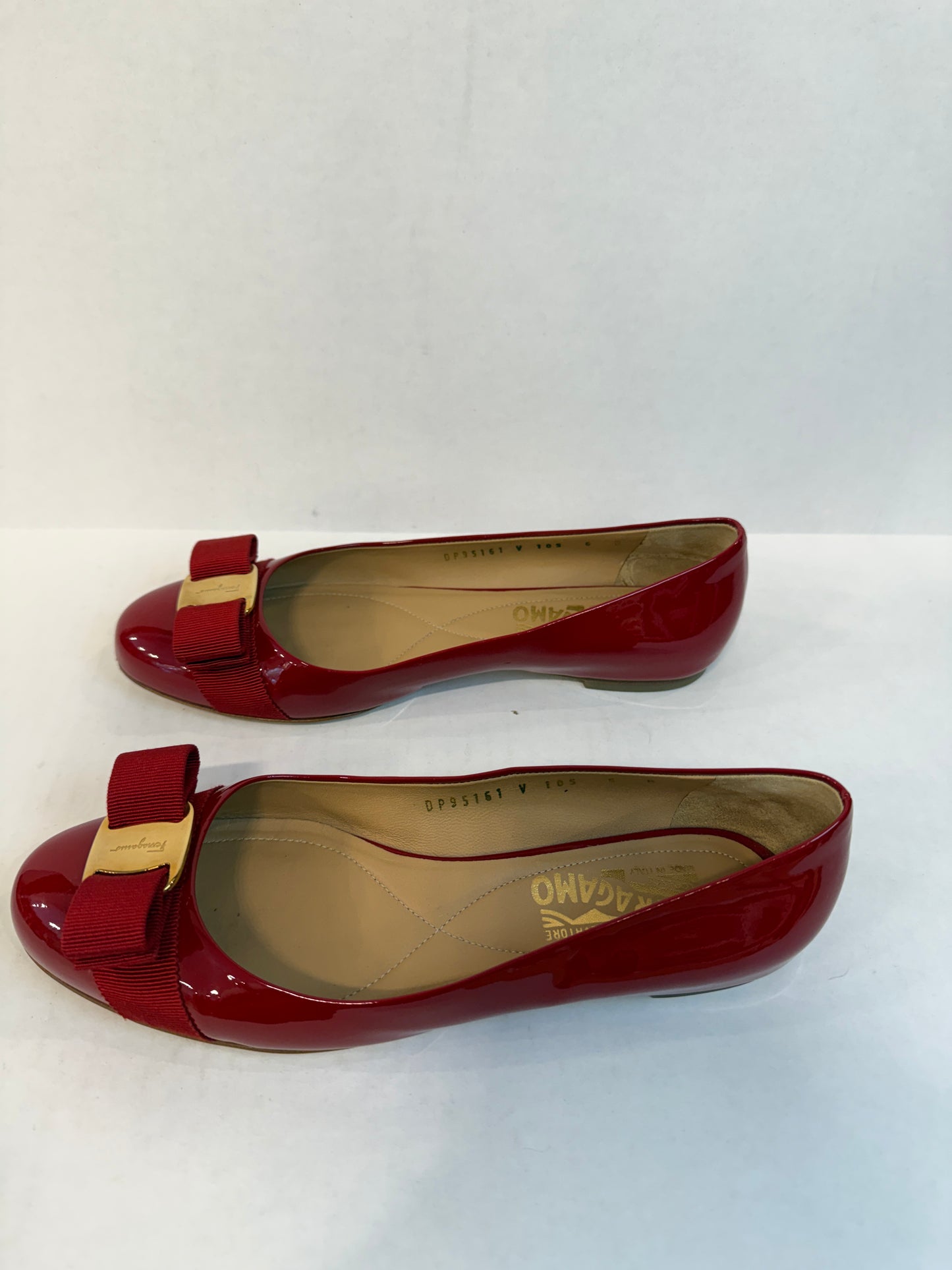FERRAGAMO Patent Leather Varina Ballerines/ US6- EU36