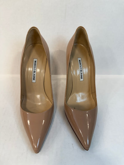MANOLO BLAHNIK Patent leather Pointed Toe Pumps/US7.5-EU38