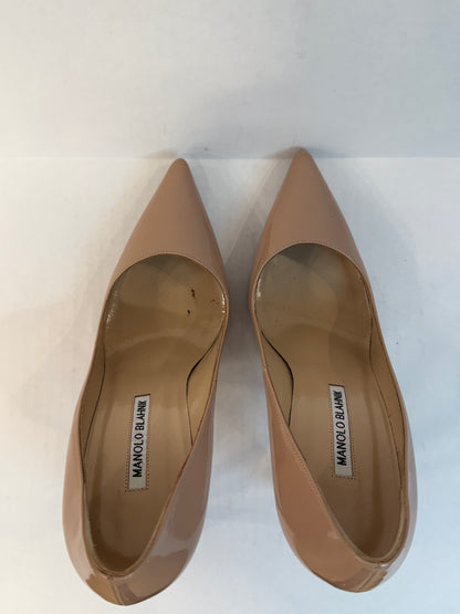 MANOLO BLAHNIK Patent leather Pointed Toe Pumps/US7.5-EU38