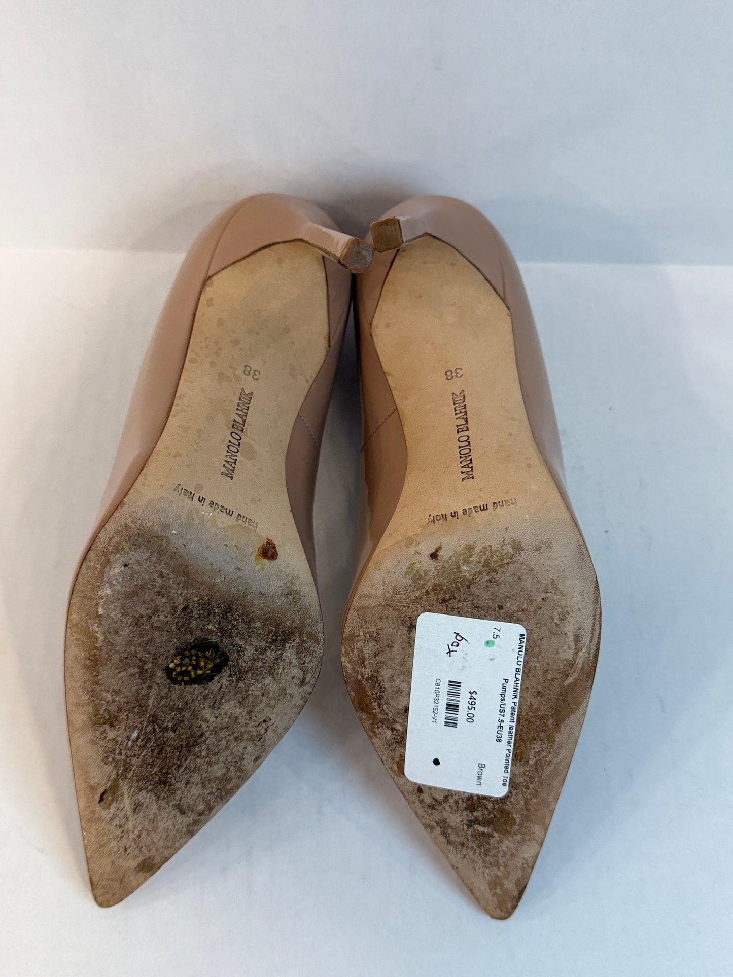 MANOLO BLAHNIK Patent leather Pointed Toe Pumps/US7.5-EU38
