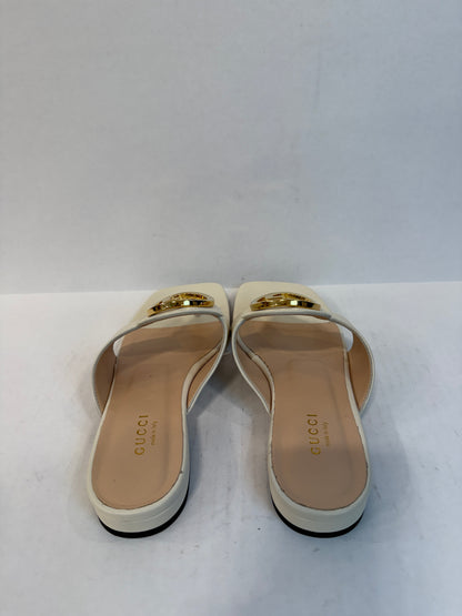 GUCCI NWT Blondie Interlocking GG Thong Sandals in Cream Leather — Authentic Pre-Owned | US7- EU37