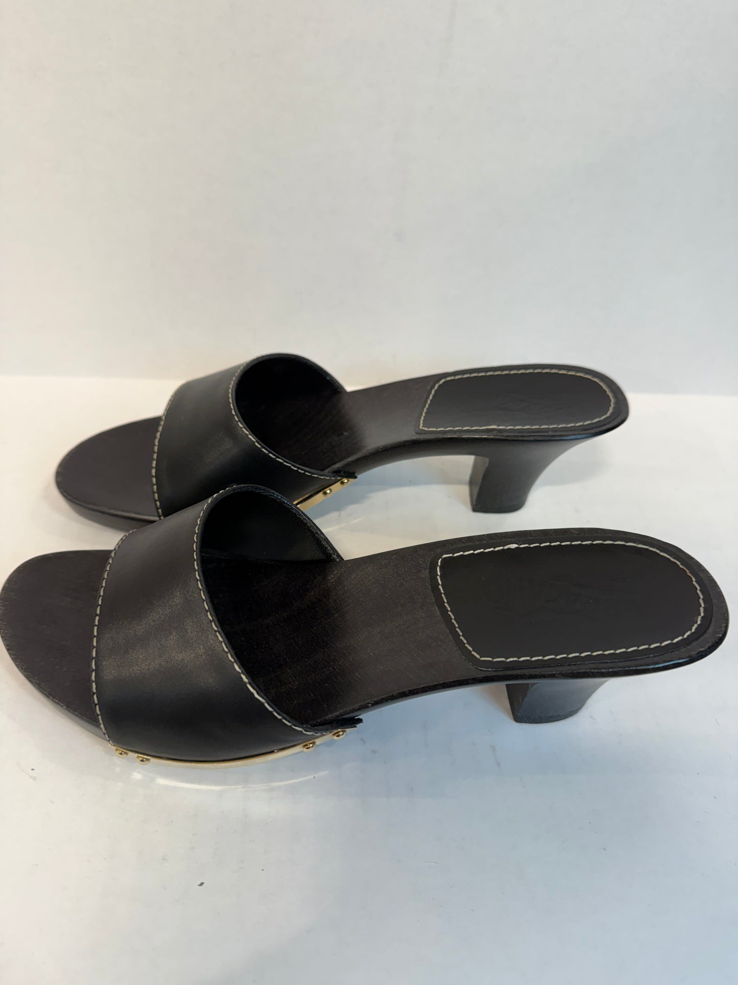 FERRAGAMO Luela Leather Mule in Black — Excellent | EU39-US8.5