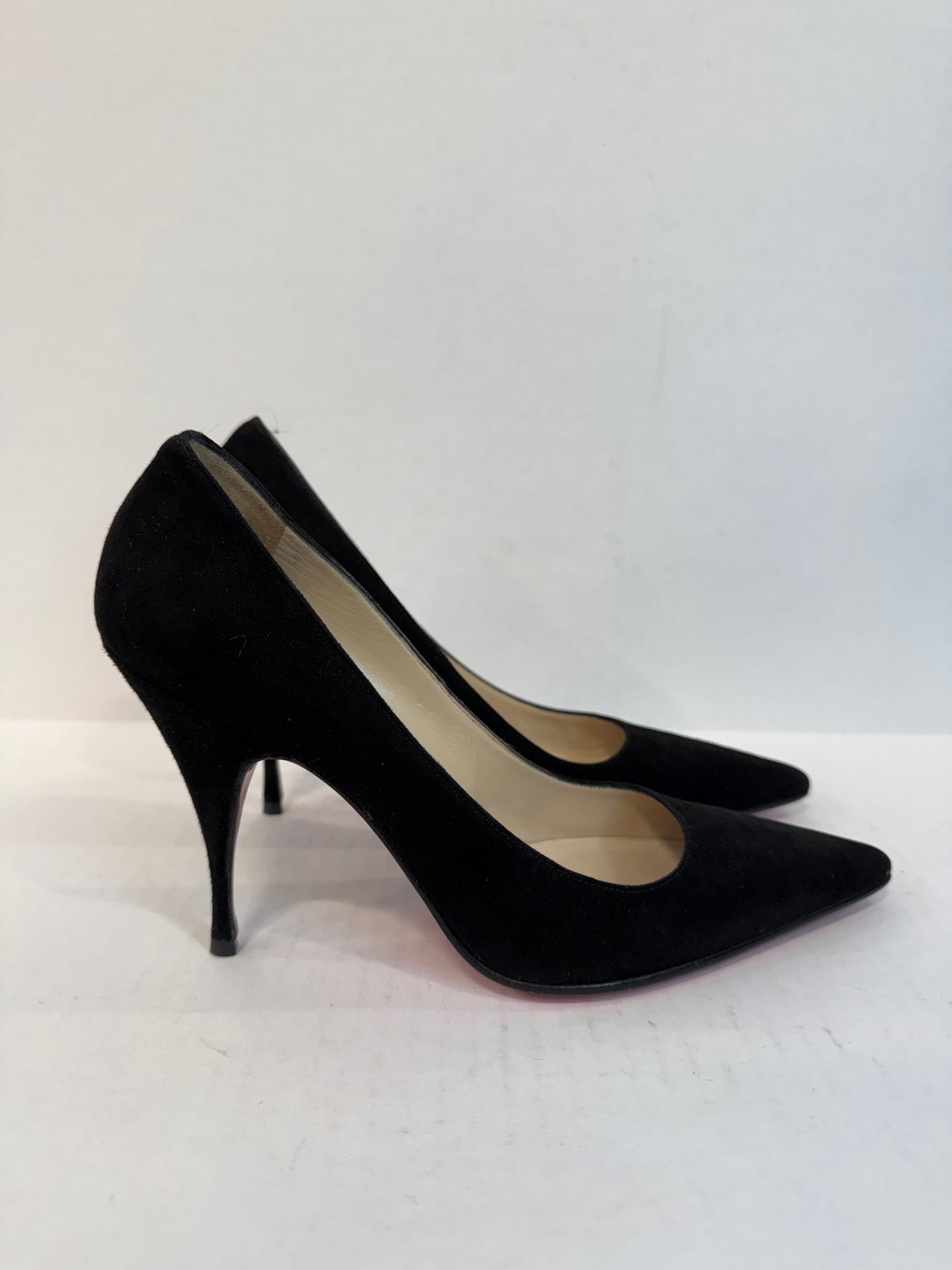 LOUBOUTIN Suede Pumps / US6-EU36