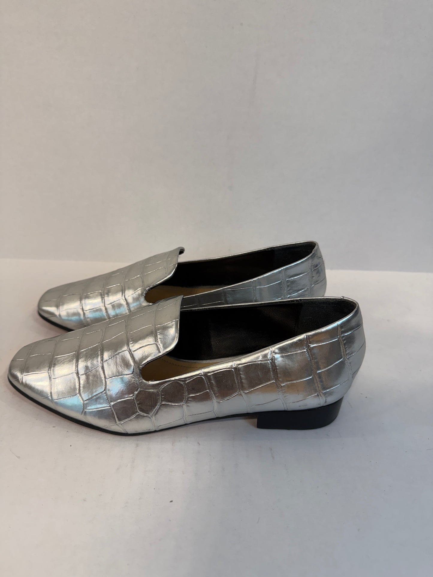 SCHUTZ  NWT Metalic  Croco Embossed Loafers/US5-EU35