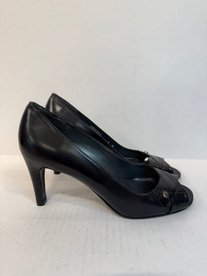 STUART WEITZMAN Black Open Toe Pump / 9-EU39.5