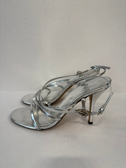GUCCI Interlocking GG Strappy Stiletto Sandals in Silver Metallic Leather — Authentic Pre-Owned | US8-EU38.5