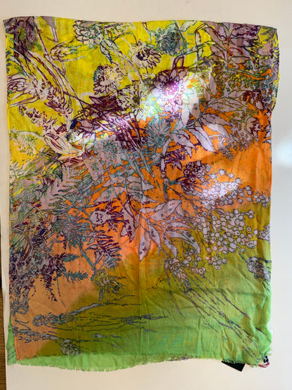 CYNTHIA ROWLEY NWT Colorful Floral Print Scarf