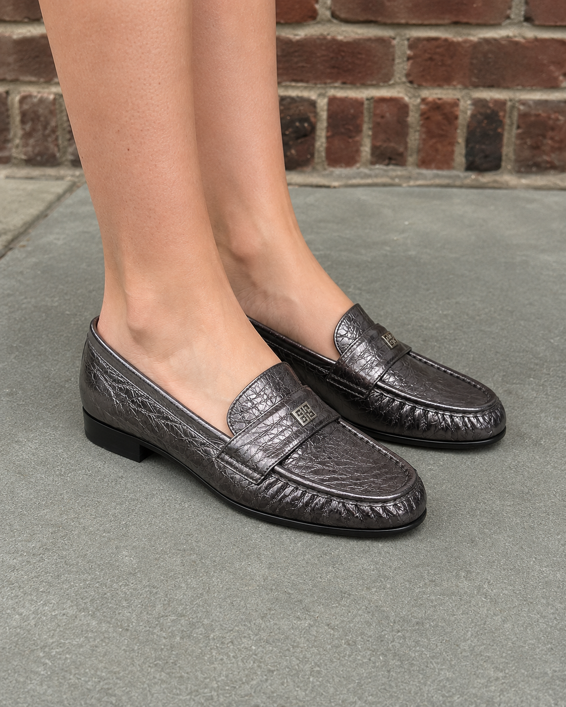 GIVENCHY Lamb  Leather G Medaillon Loafers / US8.5-EU39