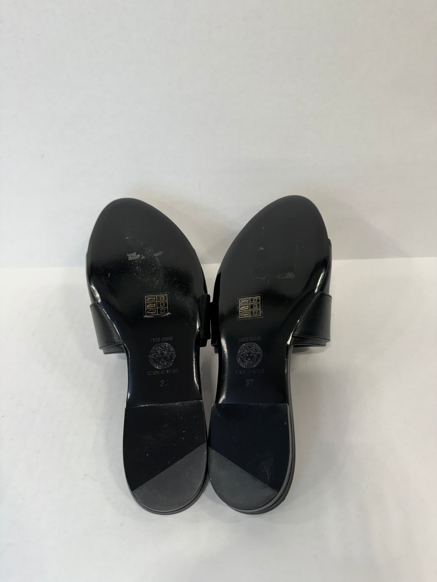 VERSACE NWT Sandals Vitello / US6.5 EU37