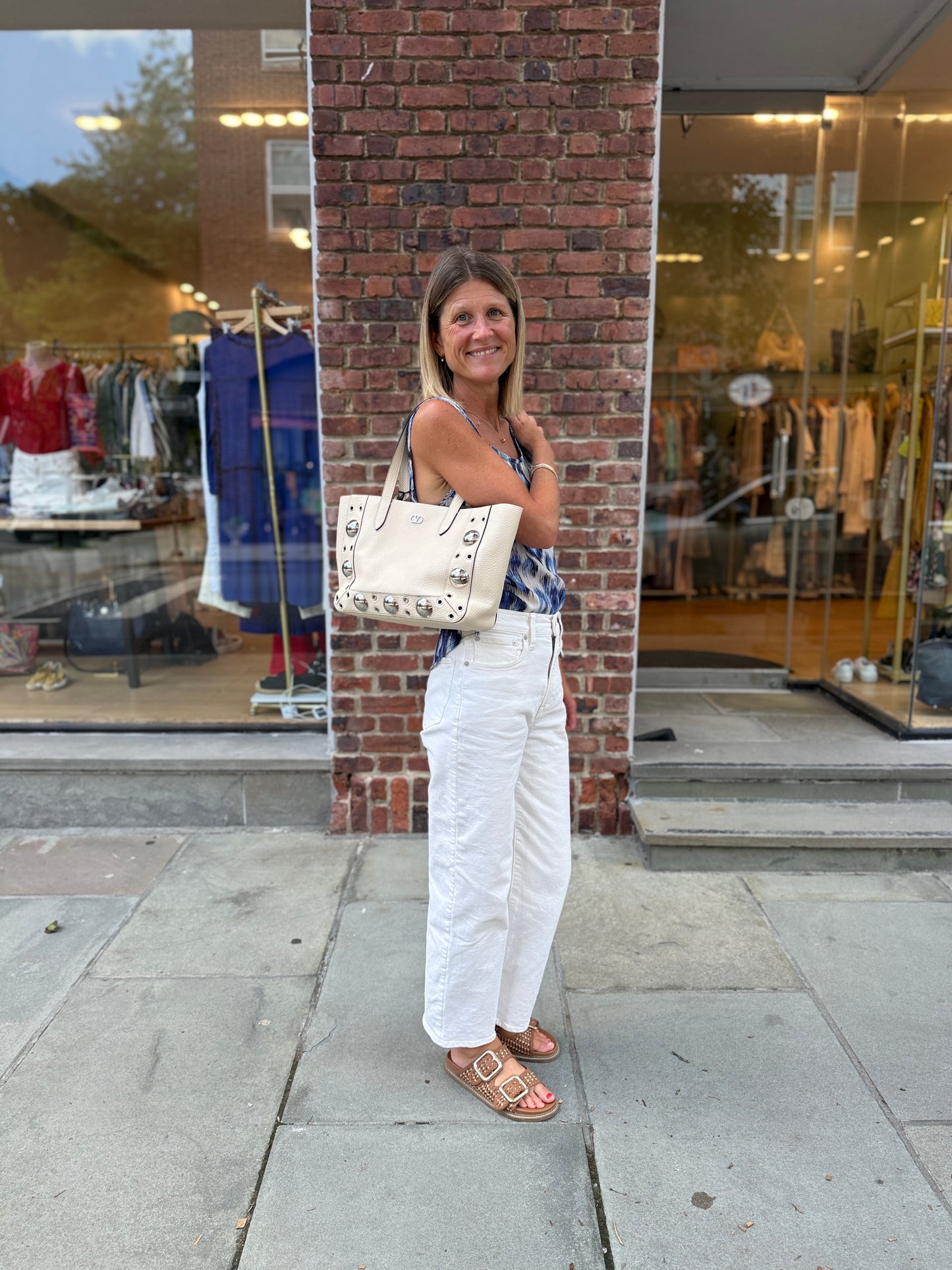 VALENTINO GARAVANI  NWT Leather Nellcote Tote Bag