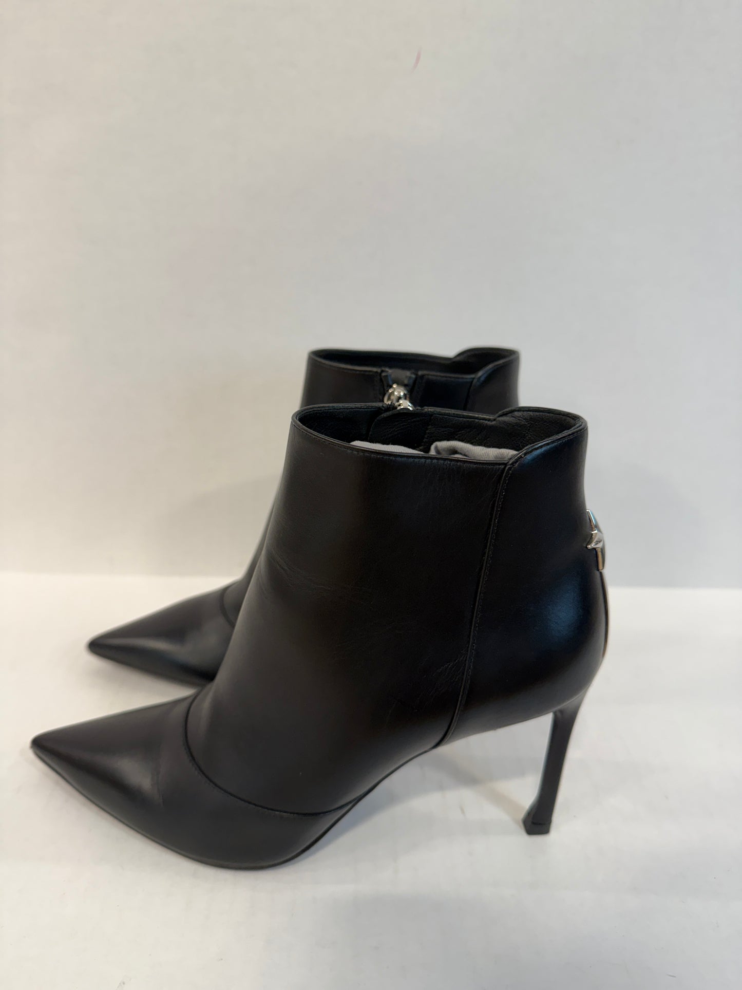 DIOR NWT Leather  HHeels  Silver Star Pointed Toe Ankle Boots/US6-EU36