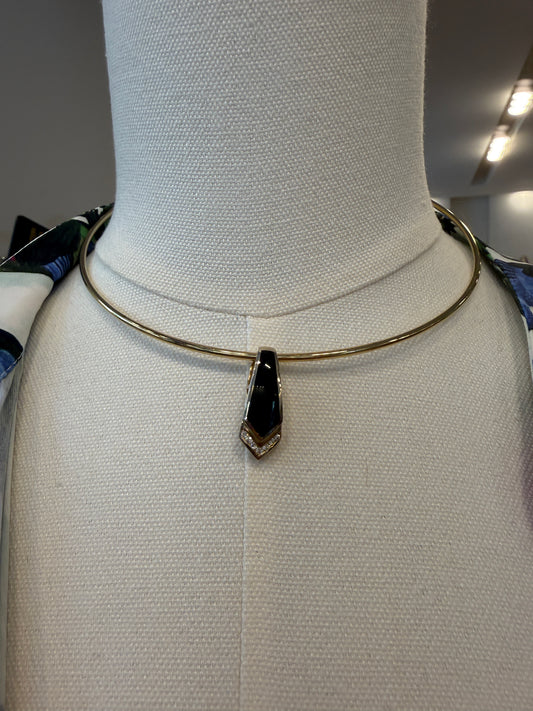 NO BRAND  Round Onyx Pendant Necklace